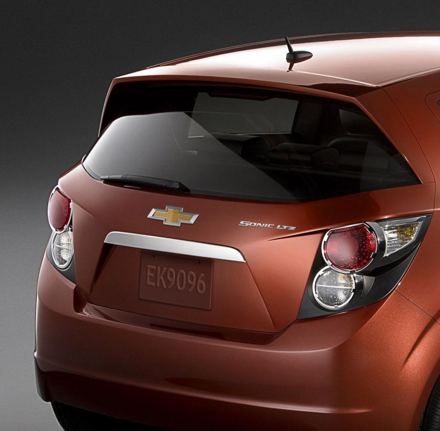  Chevrolet Sonic 2012 года  (фото 65 из 66)